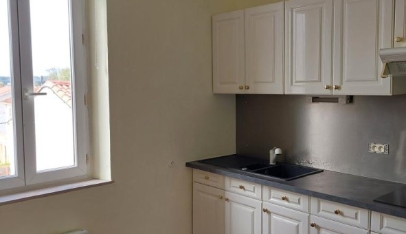 Logement tudiant T3 à Bages (11100)