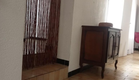 Logement tudiant T3 à Bages (11100)