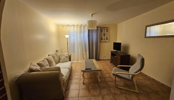 Logement tudiant Location T3 Vide Bagnols sur Cze (30200)