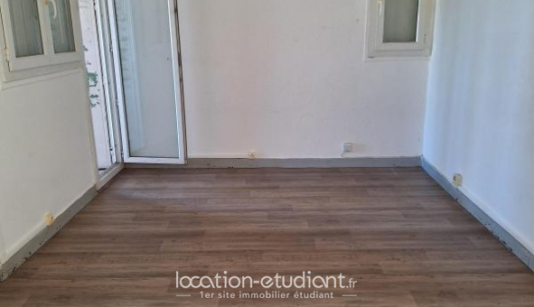 Logement tudiant T3 à Bagnols sur Cze (30200)
