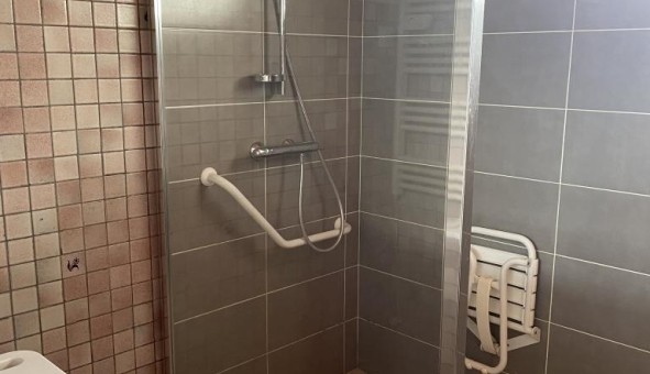 Logement tudiant T3 à Bagnols (69620)