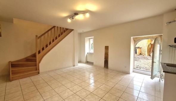 Logement tudiant T3 à Bagnols (69620)