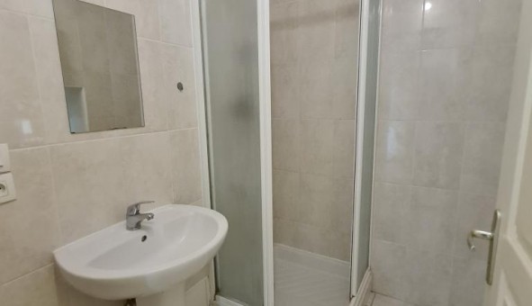 Logement tudiant T3 à Bagnols (69620)