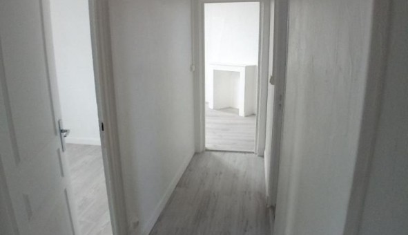 Logement tudiant T3 à Bailleval (60140)