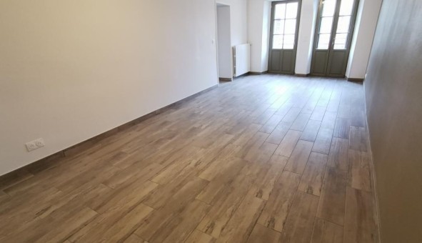 Logement �tudiant T3 &agrave; Ballan Mir� (37510)