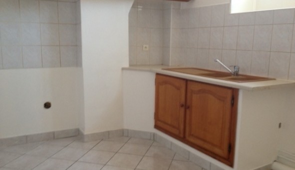 Logement tudiant Location T3 Vide Barbey (77130)
