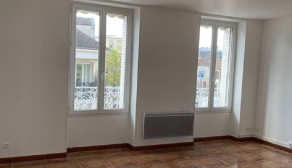 Logement tudiant T3 à Barbey (77130)