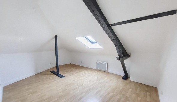 Logement tudiant T3 à Barbey (77130)