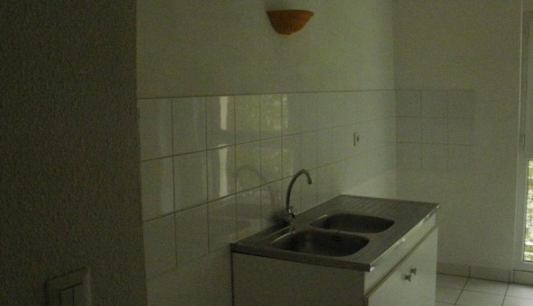 Logement �tudiant T3 &agrave; Barbey (77130)