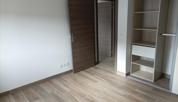 Logement �tudiant T3 &agrave; Barcelonne (26120)