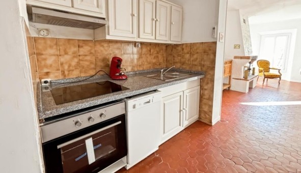 Logement �tudiant T3 &agrave; Barg�me (83840)