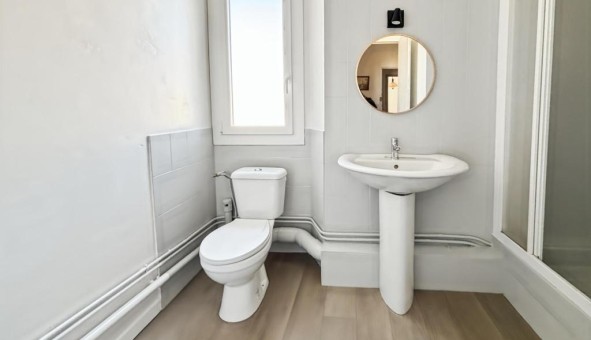 Logement �tudiant T3 &agrave; Barg�me (83840)