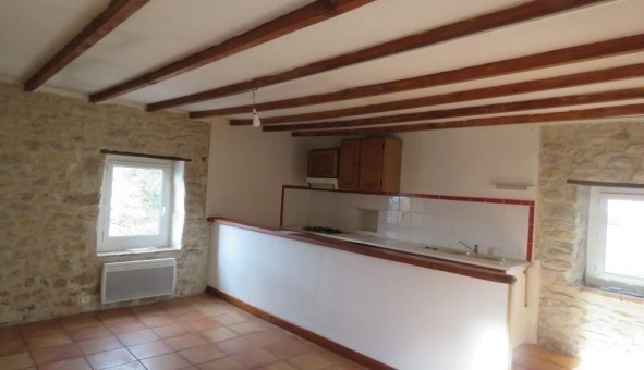 Logement tudiant Location T3 Vide Barjac (30430)