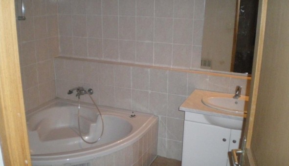 Logement tudiant T3 à Beaucaire (30300)
