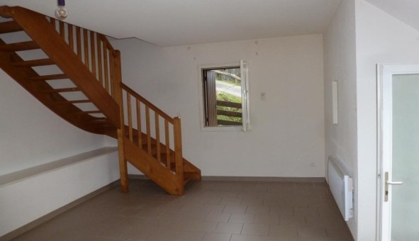 Logement tudiant T3 à Beauchastel (07800)