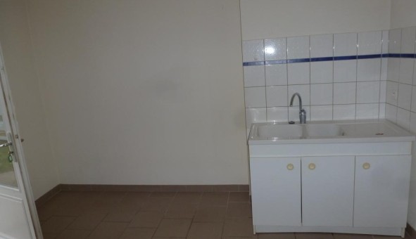 Logement tudiant T3 à Beauchastel (07800)