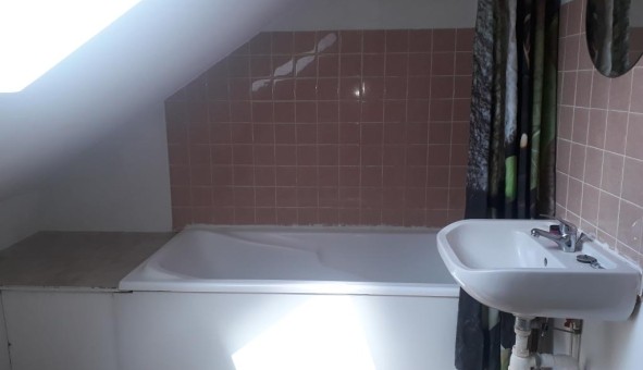 Logement tudiant T3 à Beaufort en Valle (49250)