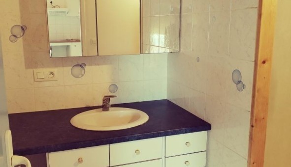 Logement tudiant T3 à Beaumont Monteux (26600)