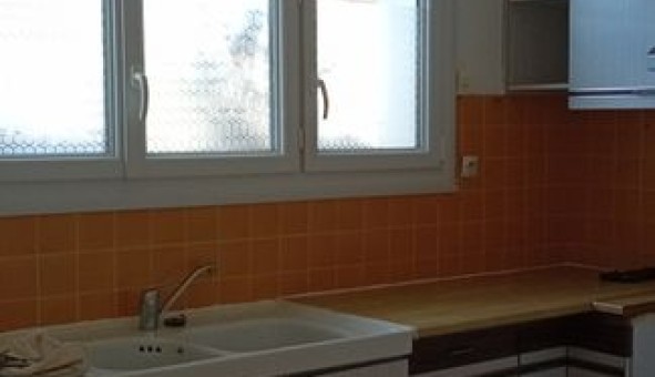 Logement �tudiant T3 &agrave; Beaumont sur D�me (72340)