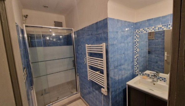 Logement �tudiant T3 &agrave; B�darrides (84370)