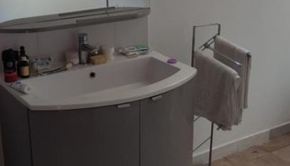 Logement �tudiant T3 &agrave; Beddes (18370)