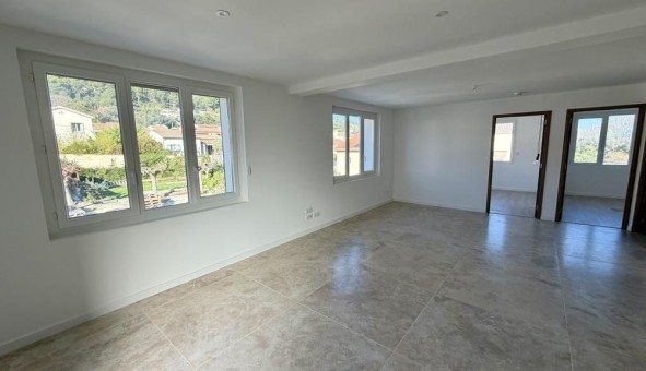 Logement �tudiant T3 &agrave; Belgentier (83210)