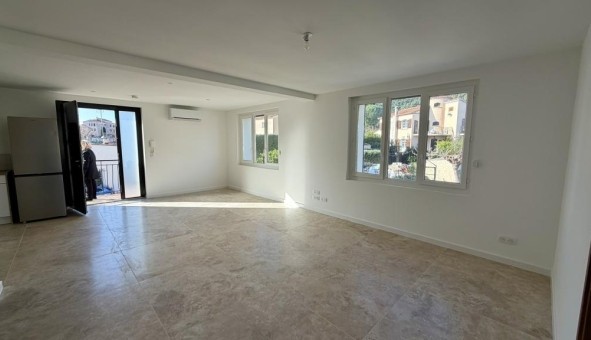 Logement �tudiant T3 &agrave; Belgentier (83210)