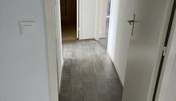 Logement tudiant T3 à Bellerive sur Allier (03700)