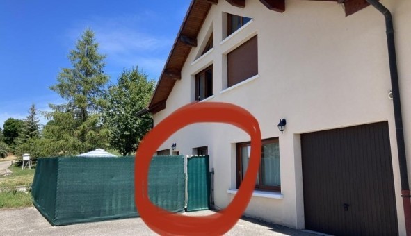 Logement étudiant Location T3 Vide Belleydoux (01130)