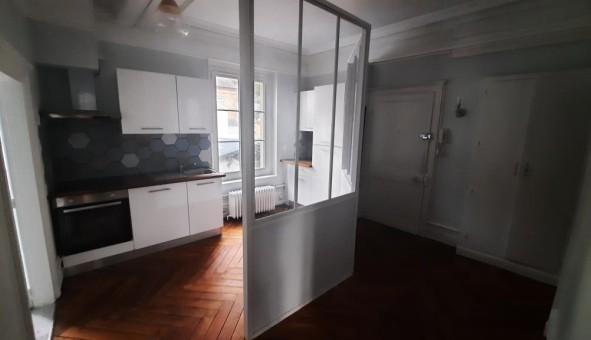 Logement �tudiant T3 &agrave; Berni�res (76210)