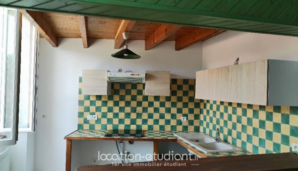 Logement tudiant Location T3 Vide Bieujac (33210)