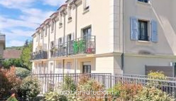 Logement tudiant T3 à Bivres (91570)