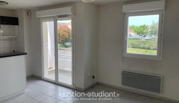 Logement tudiant T3 à Billre (64140)