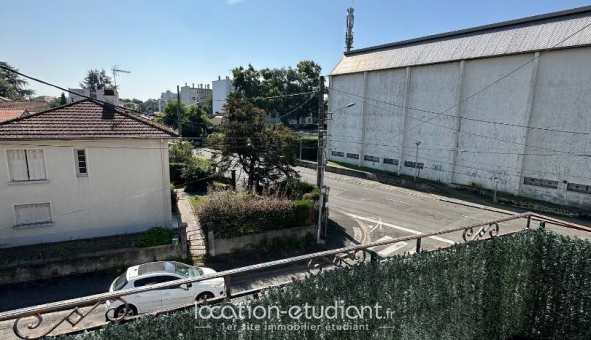 Logement tudiant T3 à Billre (64140)