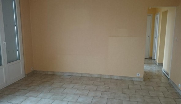 Logement tudiant T3 à Blois (41000)