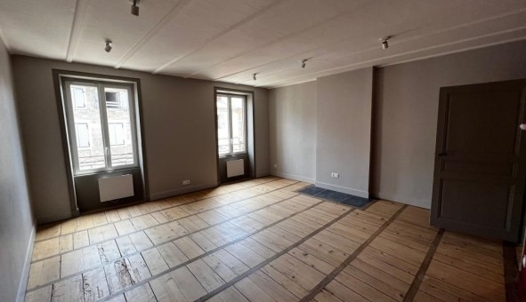 Logement �tudiant T3 &agrave; Blyes (01150)