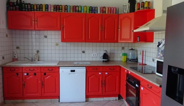 Logement �tudiant T3 &agrave; Boll�ne (84500)