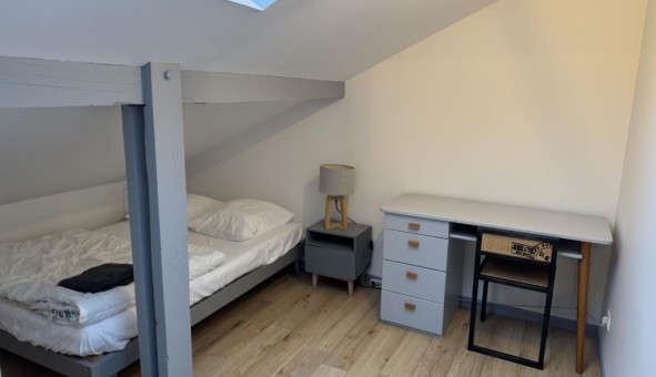 Logement tudiant T3 à Bordeaux (33300)