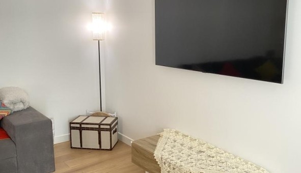 Logement tudiant T3 à Bordeaux (33300)