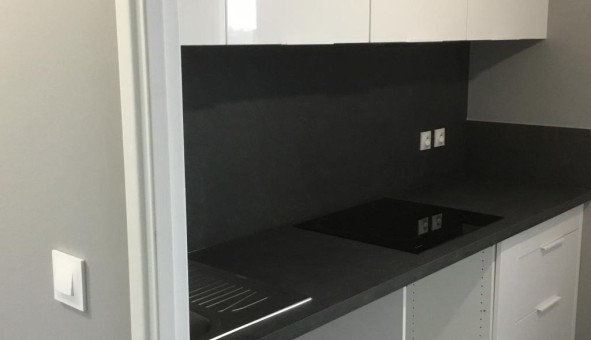 Logement tudiant T3 à Bordeaux (33300)