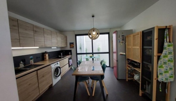 Logement tudiant T3 à Bordeaux (33300)