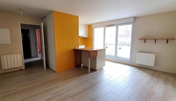 Logement tudiant T3 à Bordeaux (33300)