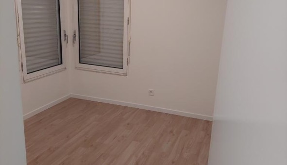 Logement tudiant T3 à Bordeaux (33300)