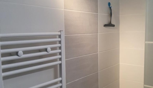 Logement tudiant T3 à Bordeaux (33300)