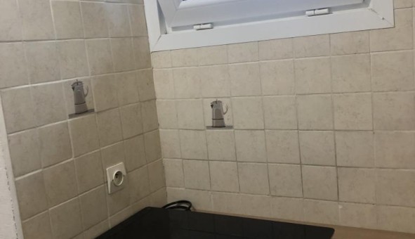 Logement tudiant T3 à Bordeaux (33300)