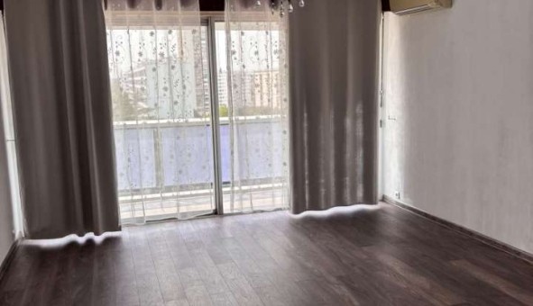 Logement tudiant T3 à Bordeaux (33300)
