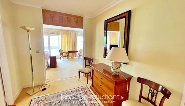 Logement tudiant T3 à Bordeaux (33300)