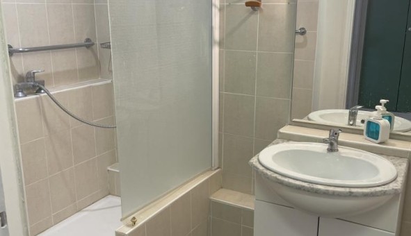 Logement �tudiant T3 &agrave; Bordeaux (33300)