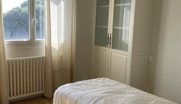 Logement �tudiant T3 &agrave; Bordeaux (33300)