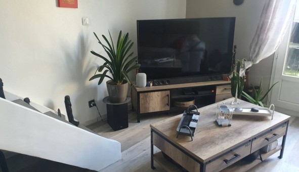 Logement �tudiant T3 &agrave; Bordeaux (33300)